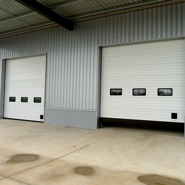 食品工廠防蚊蟲的提升門插圖