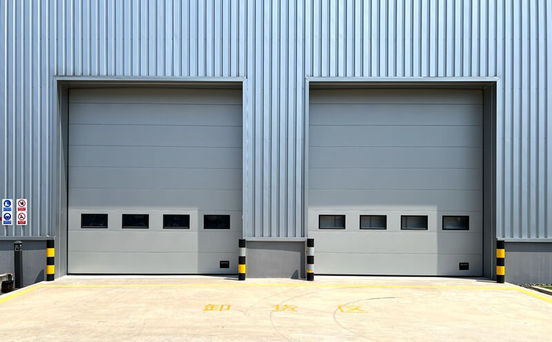 機械裝備廠房提升門：高效、安全、智能的工業出入口解決方案插圖5